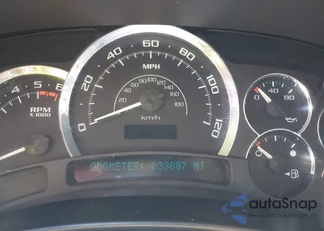 2005 Cadillac Escalade Standard из США, поврежденный, VIN 1GYEK63N05R195363